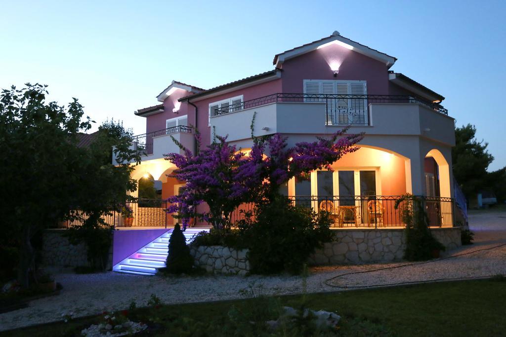 Apartments La Mirage Pirovac Extérieur photo