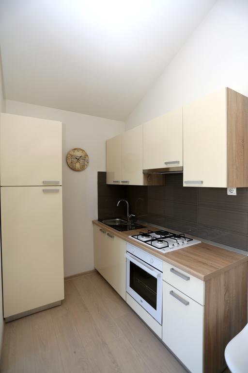 Apartments La Mirage Pirovac Extérieur photo