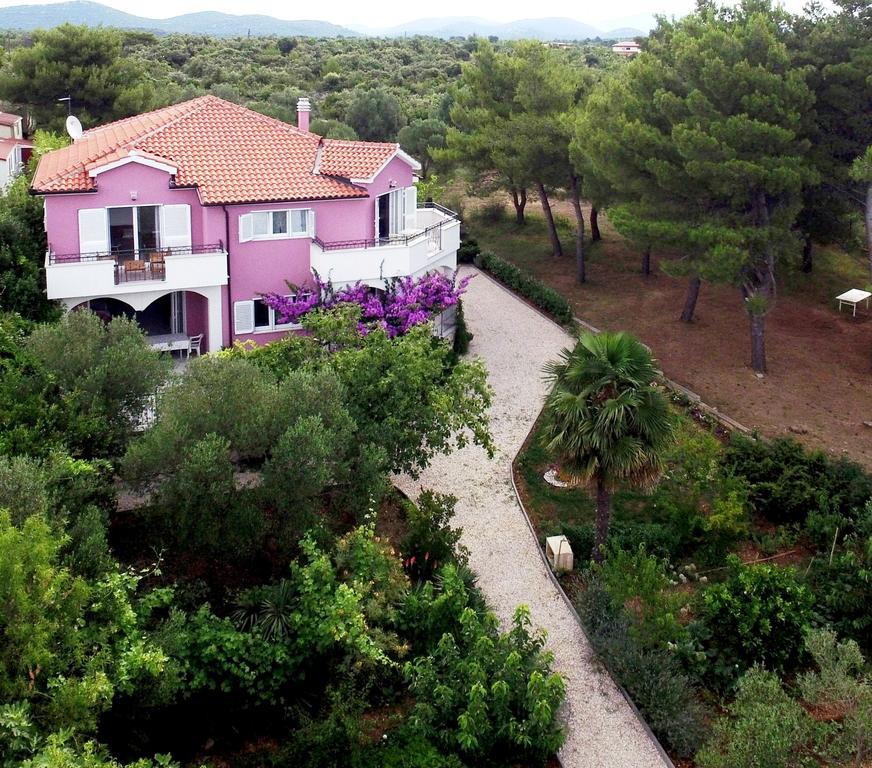 Apartments La Mirage Pirovac Extérieur photo